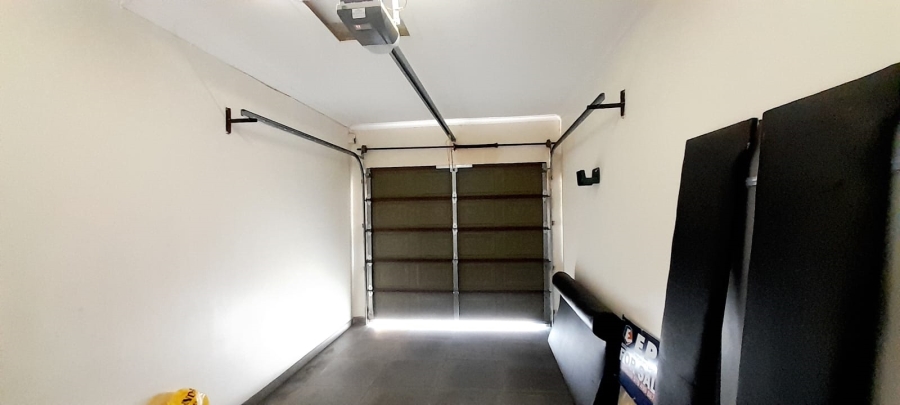 3 Bedroom Property for Sale in Graceland Eastern Cape